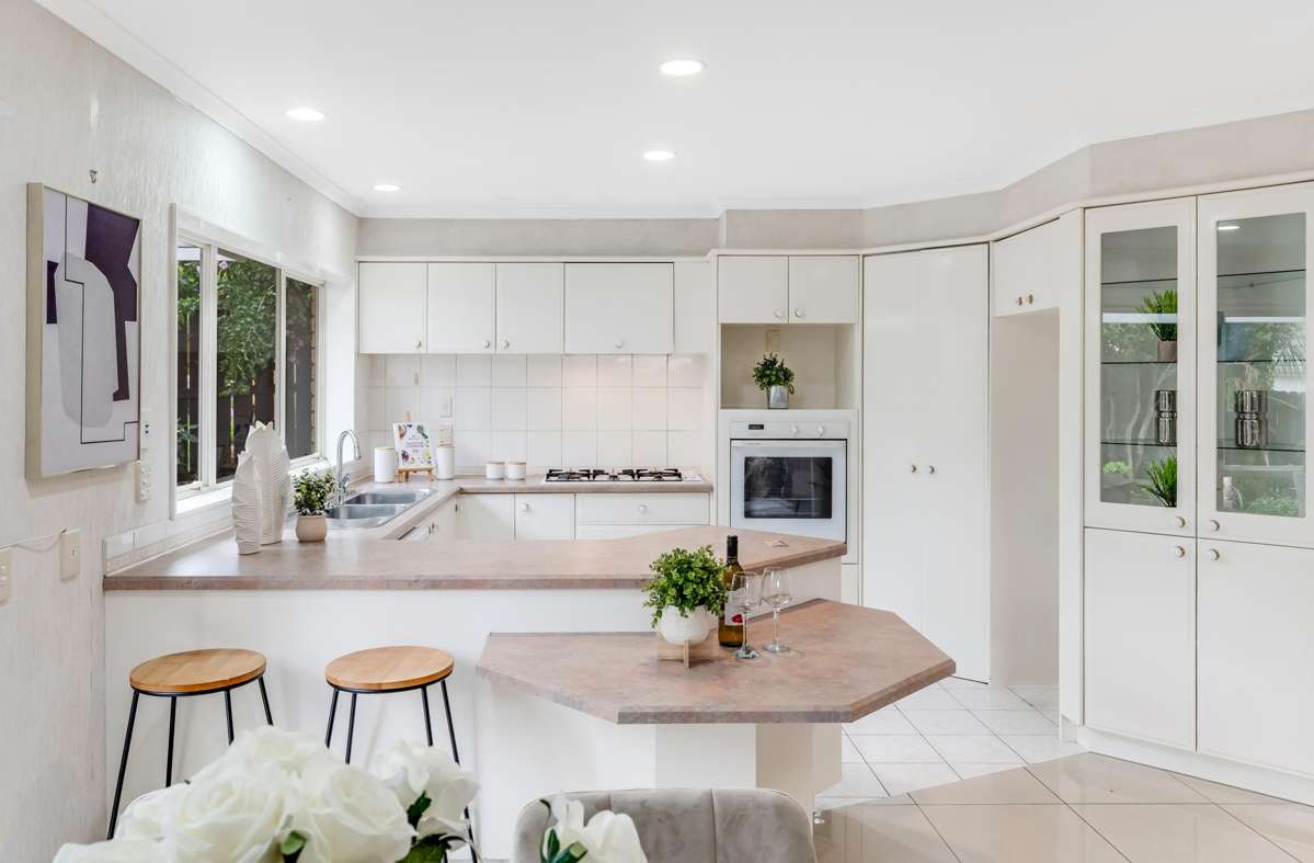 2/14 Casabella Court_3