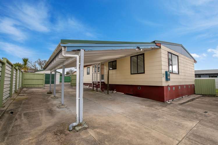 17 Cypress Place Owhata_14