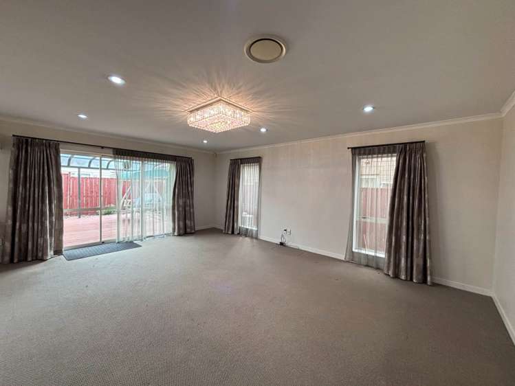 36 Dromoland Drive Flat Bush_3