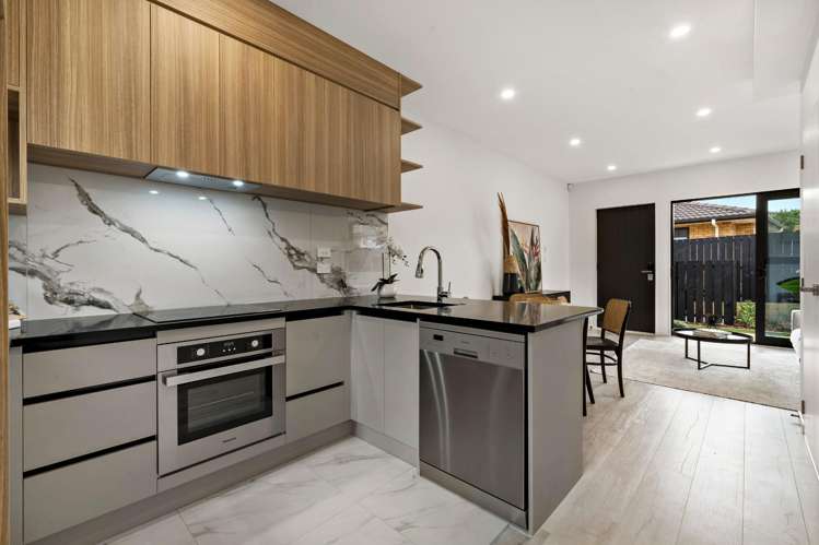 4/39 Brandon Road Glen Eden_1