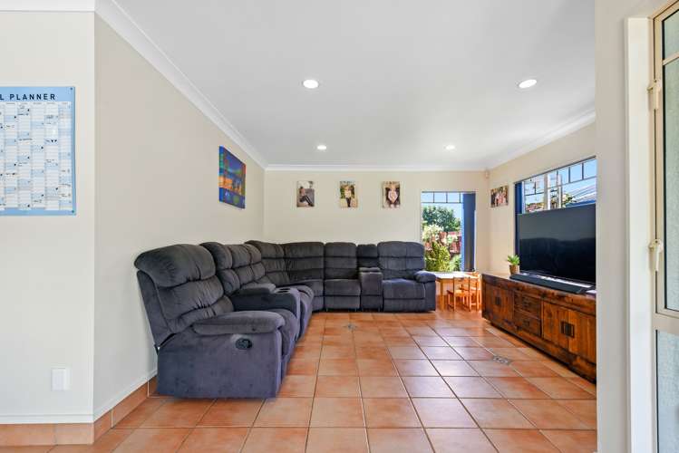 37 Church Road Pukete_9