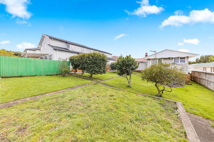 397 Richardson Road Mount Roskill_23