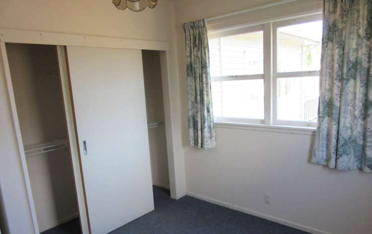 56 Doyly Drive Stanmore Bay_5