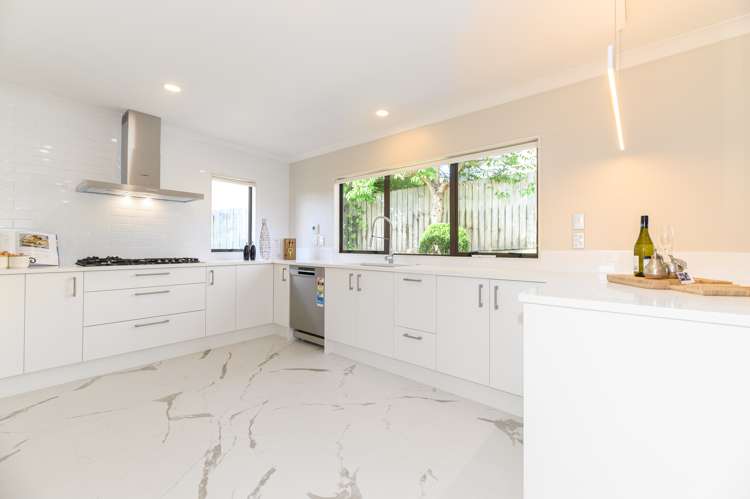 18 Wye Oak Drive Schnapper Rock_6