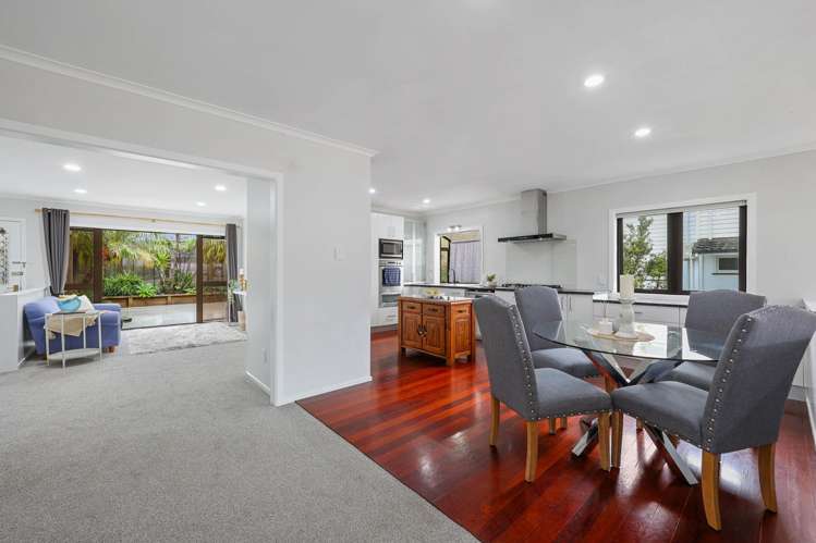 86 Beach Road Mellons Bay_5