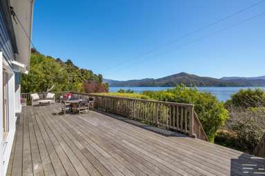 2787 Queen Charlotte Drive_2