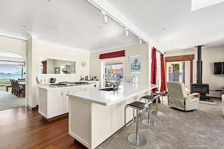 234 Marine Drive 1296_4