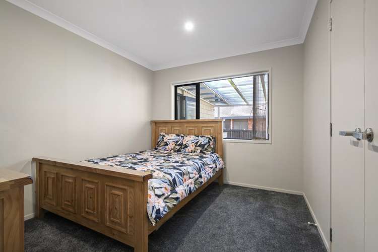 13 Lieshout Way Pukekohe_11