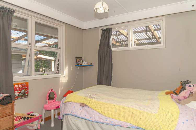 5 Feary Crescent Takaka_13