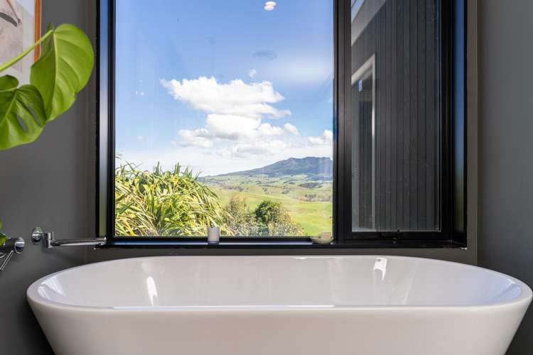 176 Maungatawhiri Road Raglan_24