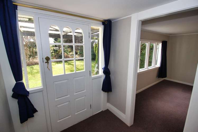 82 Clark Road Edendale_16