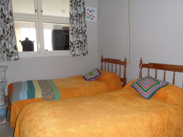 3 Esplanade Kaka Point_7