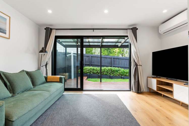 1B Stott Avenue Birkdale_2