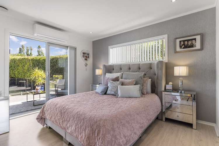 21 Fratley Avenue Farm Cove_12