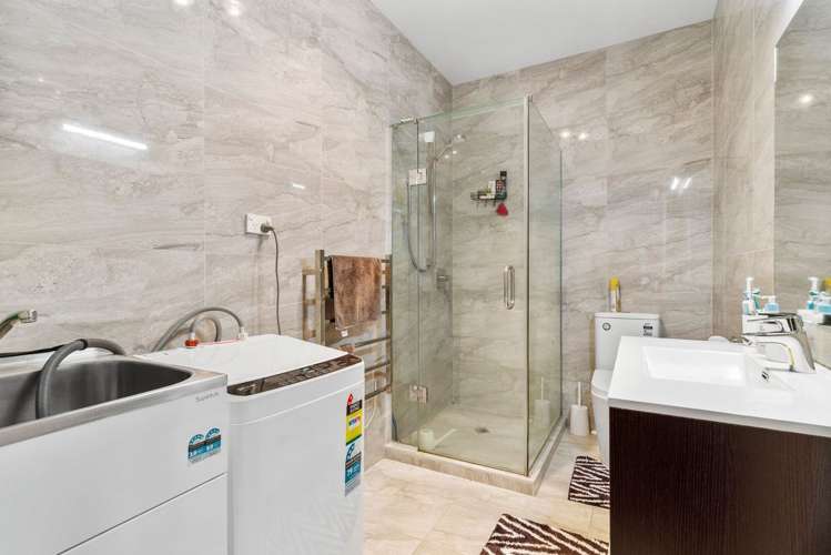 61 Ernie Pinches Street Mount Roskill_7