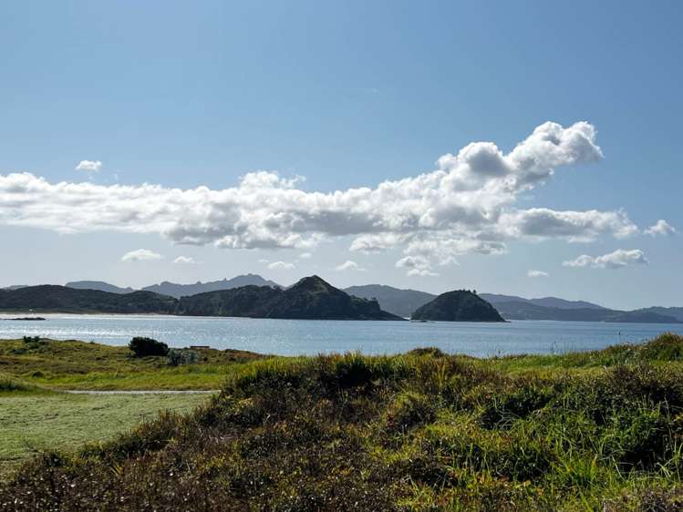 21 Sandhills Road Great Barrier Island_9
