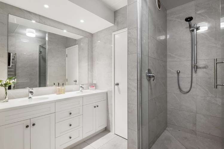 3/25 Stanley Point Road Devonport_11