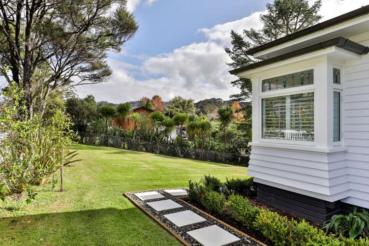 14 Landing Road Titirangi_3