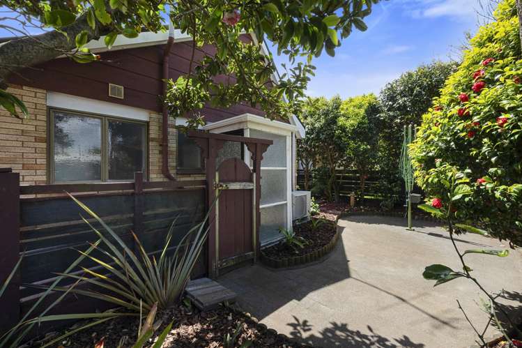 400 Devon Street East Strandon_14