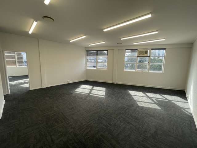 53 Davis Crescent Newmarket_2