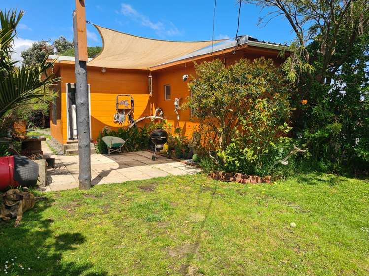 87 Whangaimoana Beach Road Pirinoa_6