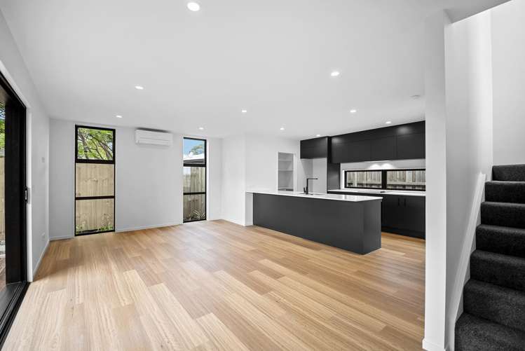 152C Hills Road Edgeware_2