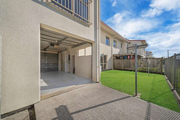 11 Lockington Ave Henderson_11