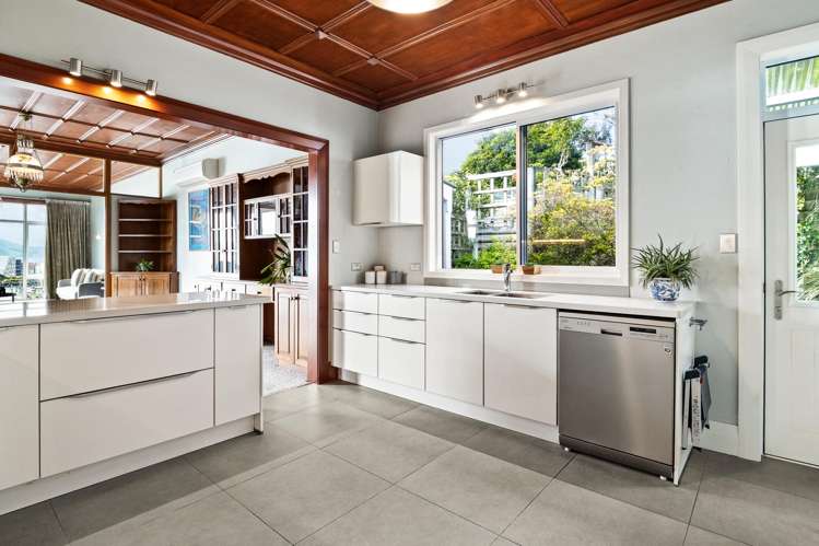 64 Harbour Terrace Careys Bay_23