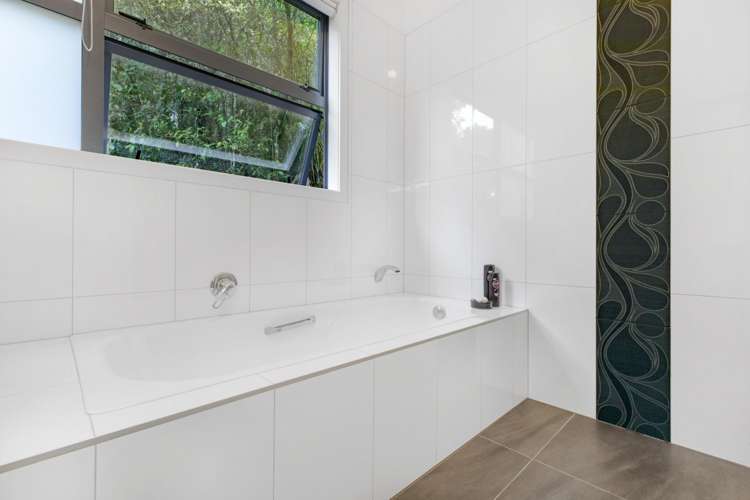 177 Kawakawa Bay Coast Road Kawakawa Bay_12