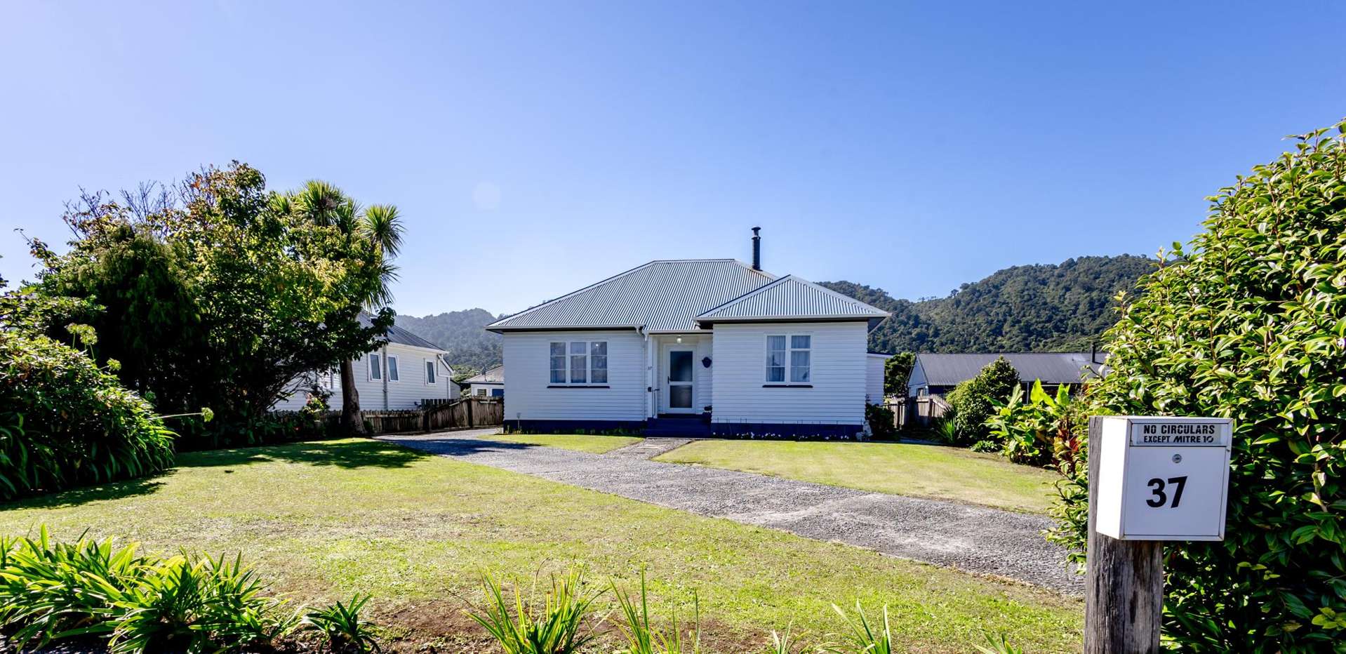 37 Firth Street Cobden_0