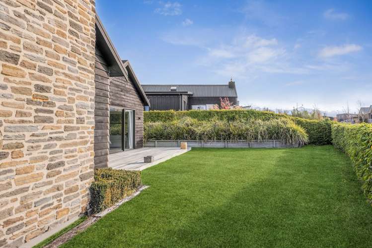 72 Infinity Drive Wanaka_3