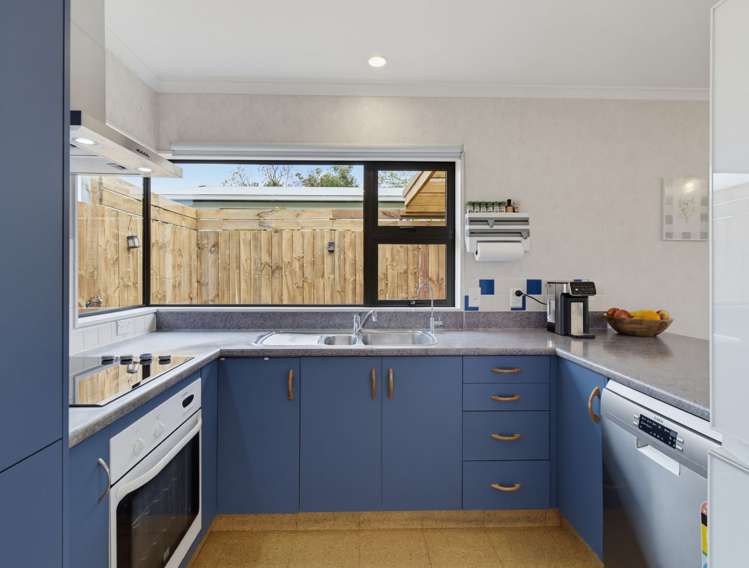 67 and 67A Rhodes Drive Kelvin Grove_7