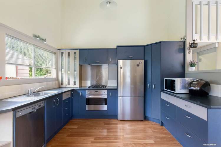 7 Honeysuckle Lane Mairangi Bay_4