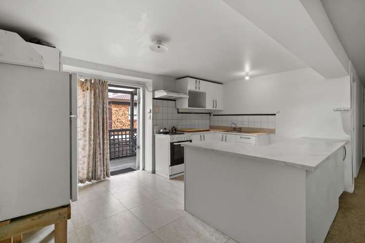 1512A-B Dominion Road Extension Mount Roskill_24