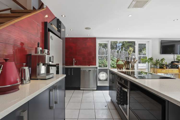 25 Minnehaha Avenue Titirangi_6