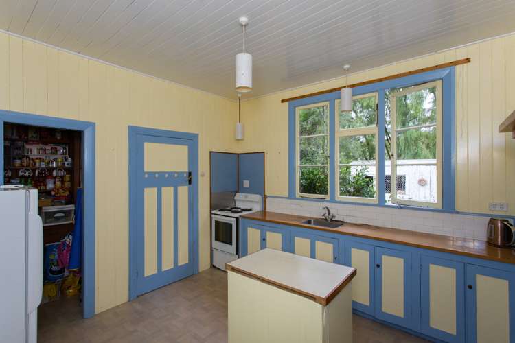 584 No 3 Line Okoia_6