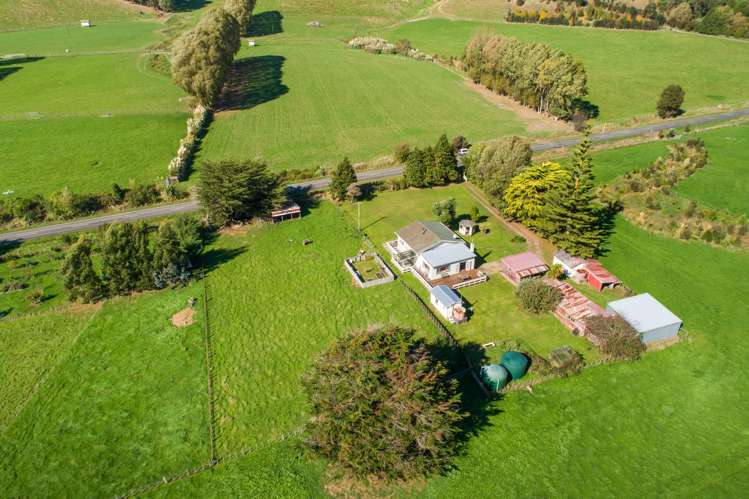 481 Pohangina Valley East Road Pohangina_20