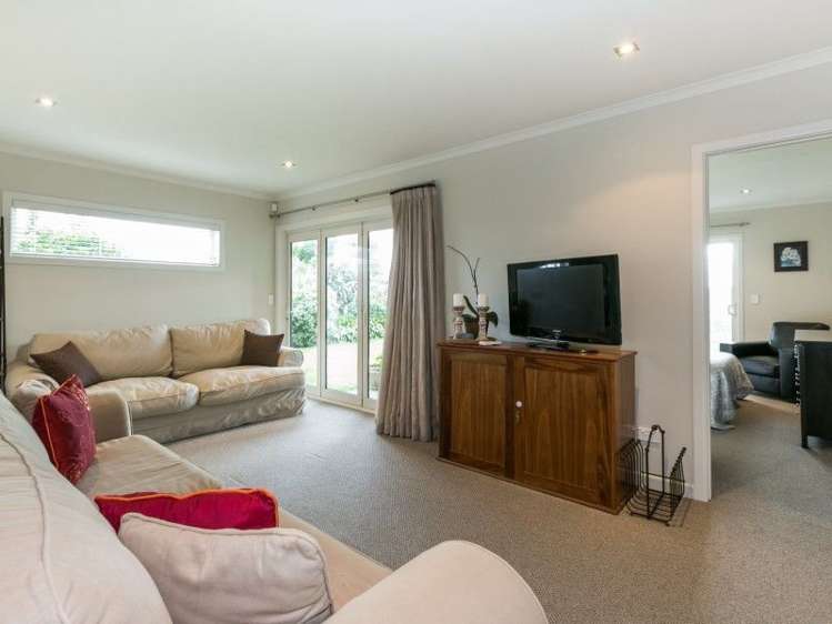 15 Old Ferry Road Clive_8