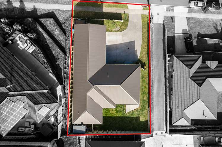 199 Ballintoy Park Drive Welcome Bay_16