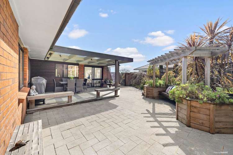 10 Carriage Close Northpark_14