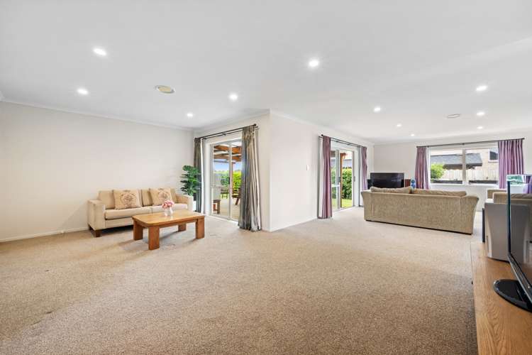 17 Carrick Glen Avenue Flat Bush_12