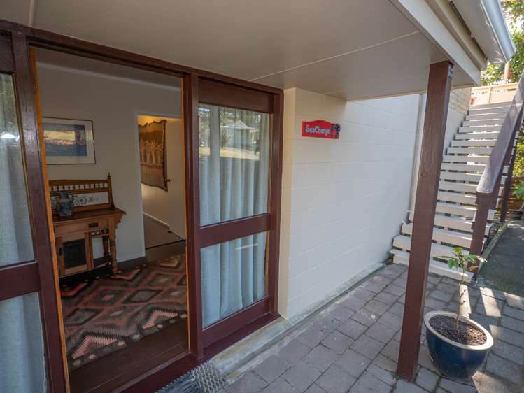 5 Seaview Road Cable Bay_15