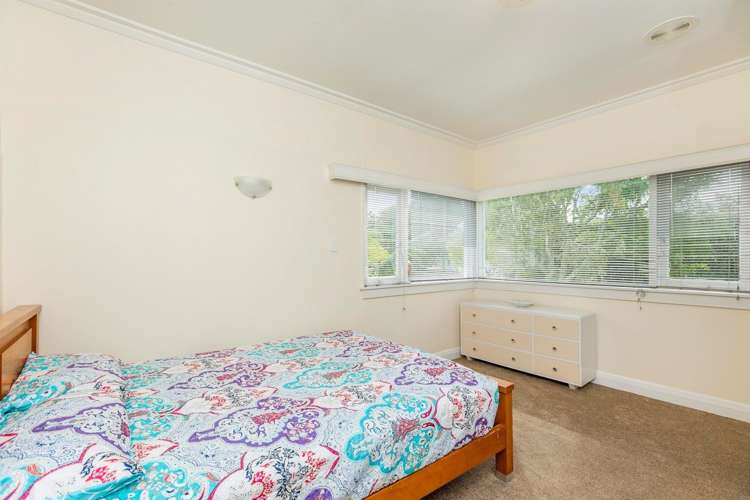 15 Tirimoana Road Te Atatu South_21