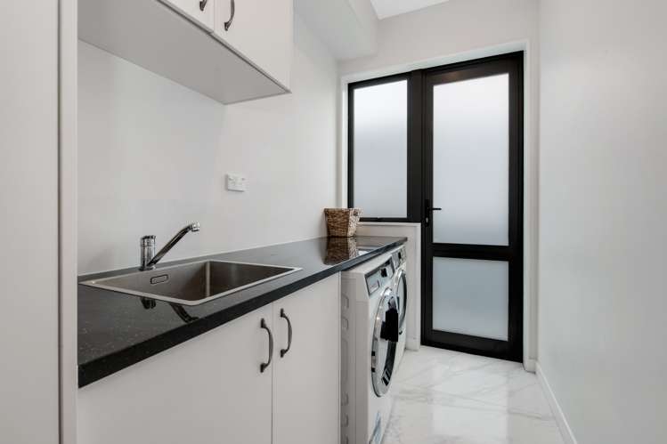 7 Manawanui Way Orewa_17