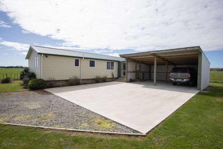 56 Managhs Road Halcombe_18