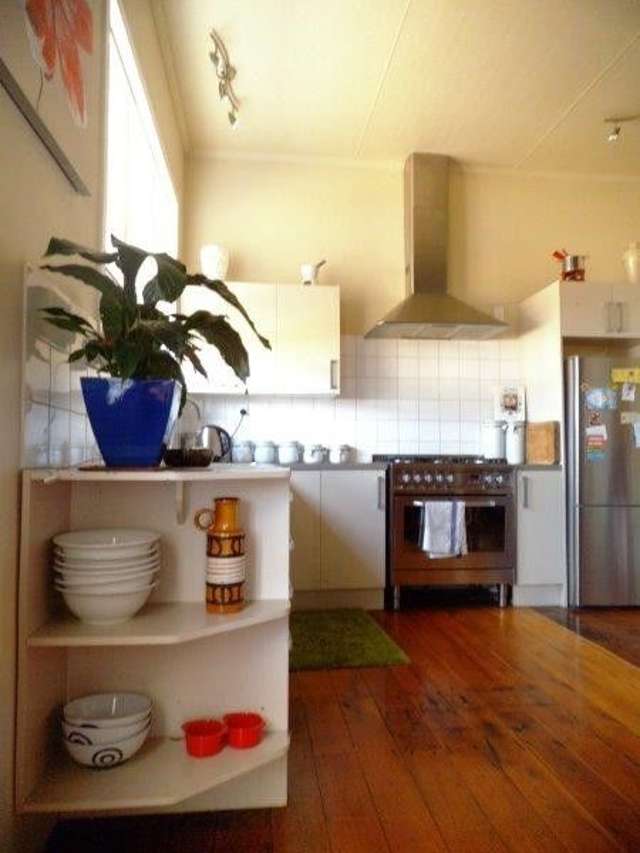 36 Riemenschneider Street Manaia_2