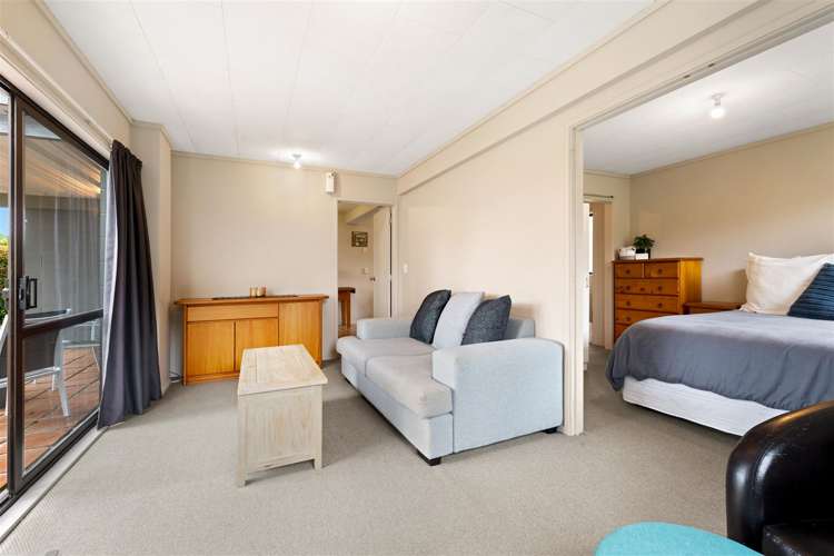 1/9 Chorley Avenue Massey_18