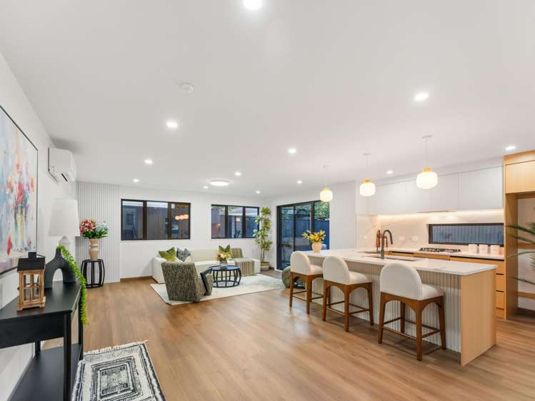 46a & 46b Woodford Avenue Henderson_26