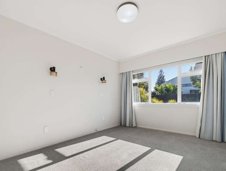 2b/66 Ocean Road Ohope_11