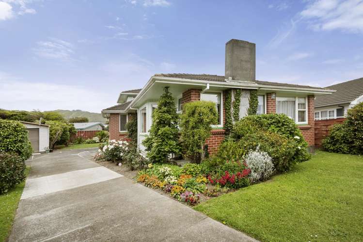 45 Holyoake Crescent Avalon_0